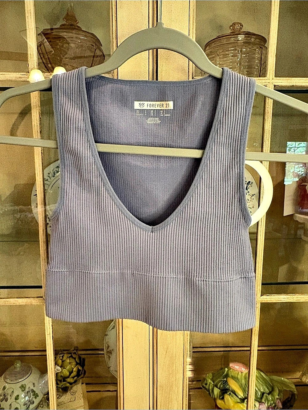 Forever 21 Ribbed V-Neck Tank Top in Gray Size